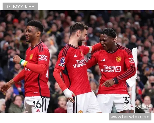 足球巨星同框合影 展现顶级球技与默契瞬间的精彩画面