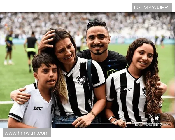 那些被低估的非主流足球明星们：他们如何影响足坛格局与未来发展